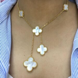 Collar Clover Exotic
