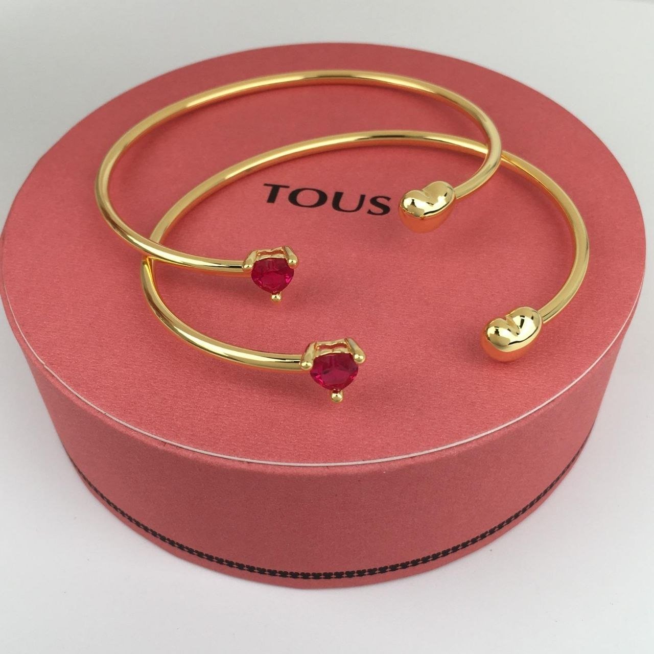 Manilla Amour Corazón Rubí Dorado